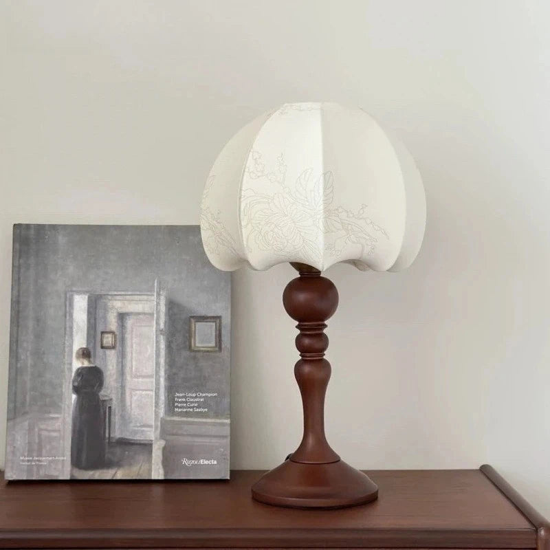 Retro Wooden Table Lamp with Petal Lampshade Warm Light Bedside Desk Lamp Office Bedroom Home Decor