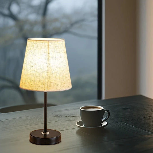 Table Lamp USB Powered Nightstand Lamp Warm Light Bedside Lamp With Cylinder Lamp Shade Desk Light Bedroom Home Decor